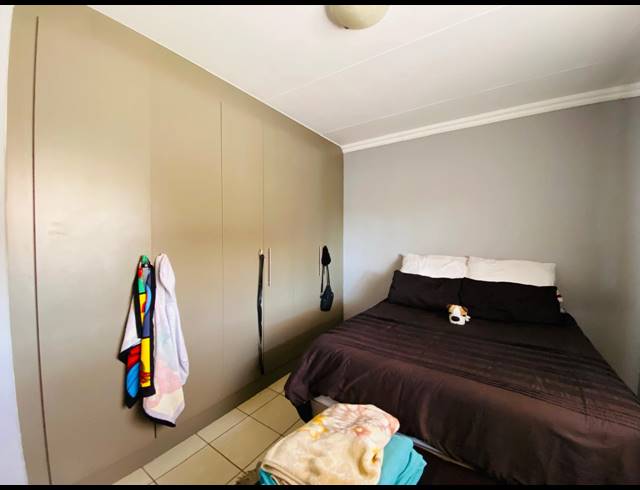 2 BEDROOM TOWNHOUSE FOR SALE IN ANNADALE